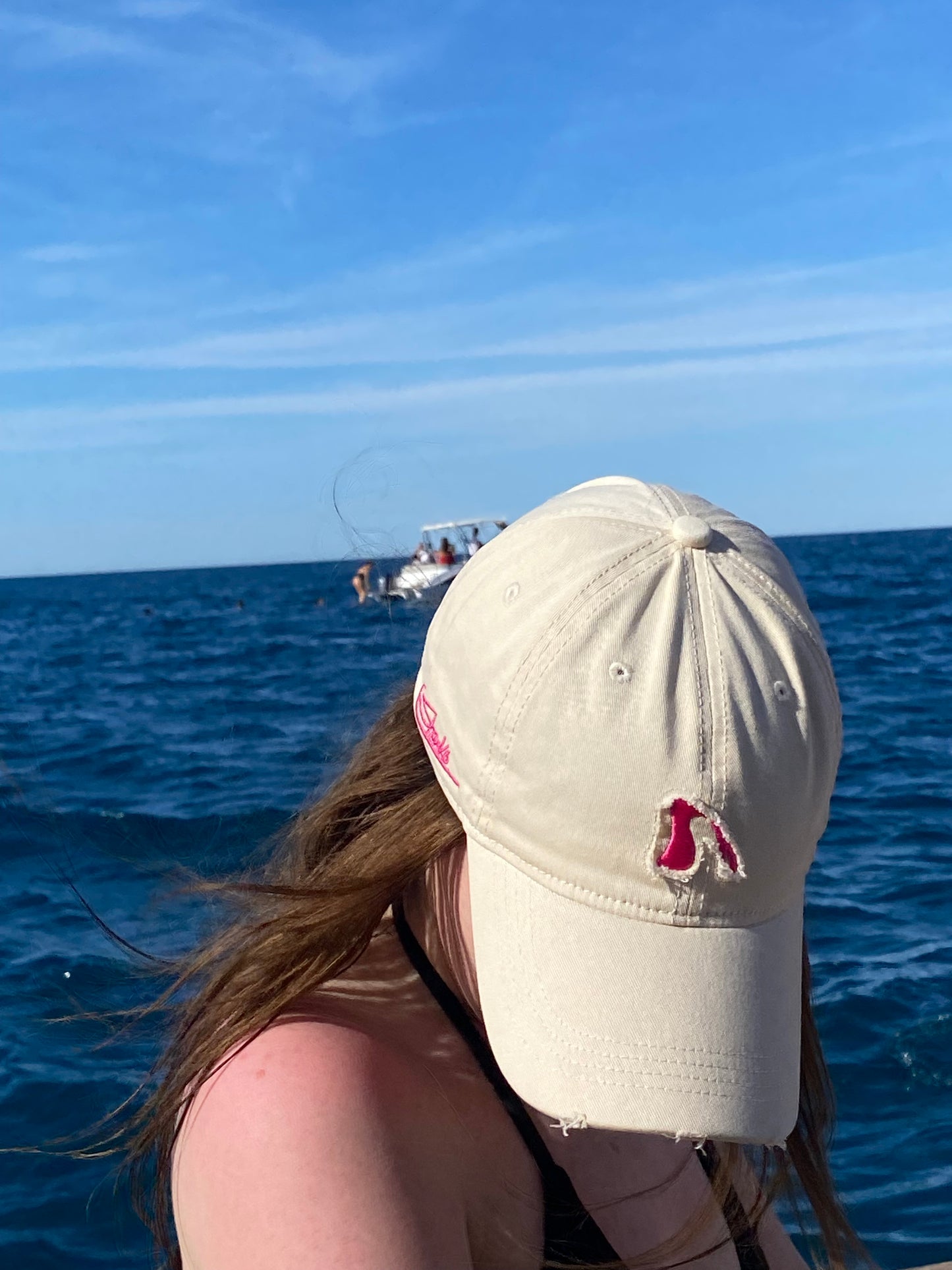LIGHT SHARK’S BITE CAP